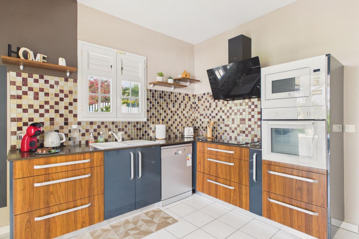 Location villa 6 personnes - cuisine